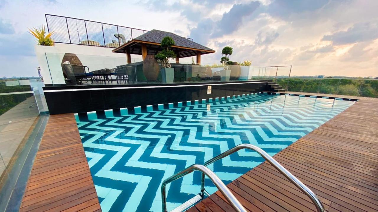 Noah Sky Suites Kochi Dış mekan fotoğraf