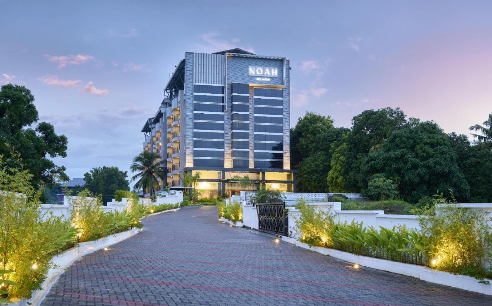 Noah Sky Suites Kochi Dış mekan fotoğraf