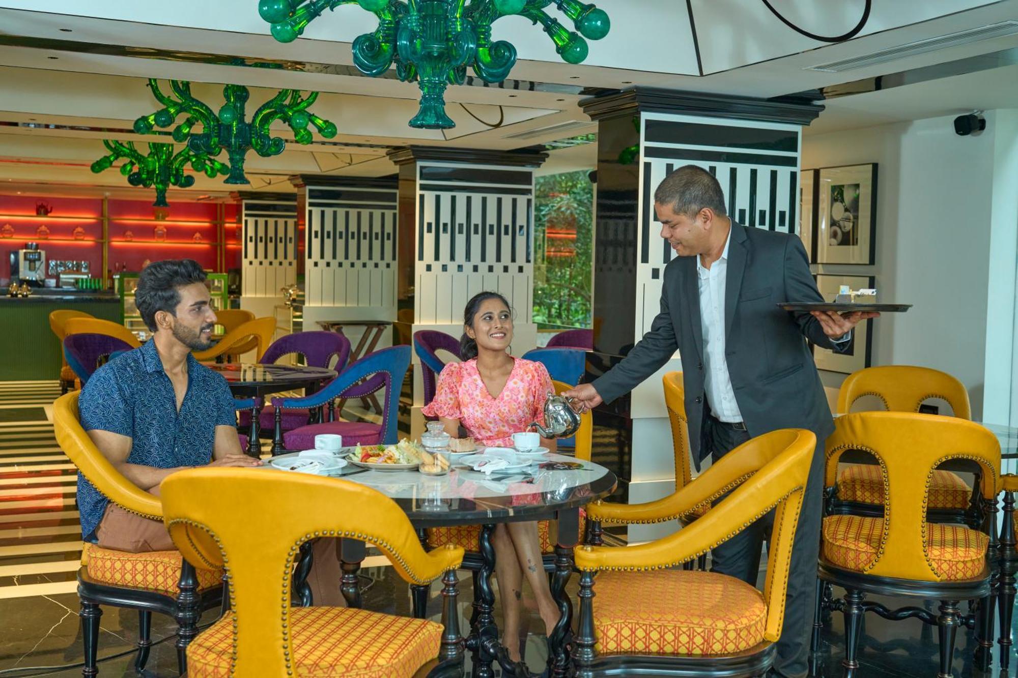 Noah Sky Suites Kochi Dış mekan fotoğraf